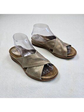 Sofft 8M Open Toe Sandals Metallic Gold Cross-Strap Leather Comfort Shoes